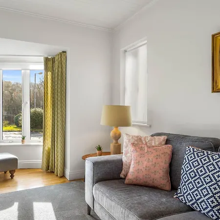 1 An Tsean Scoil, Clifden